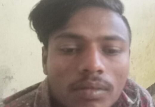 বড়লেখায় ভুয়া পরিচয়পত্রে  অন্যের ভোট দিতে গিয়ে আটক ১