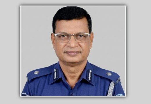 শাহবাজপুর পুলিশ তদন্ত কেন্দ্রের সাবেক ইনচার্জের খোরশেদ আলমের বিরুদ্ধে কিশোরীকে ধর্ষণের অভিযোগ