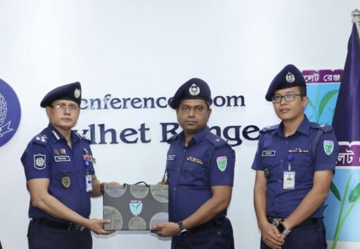 সিলেট বিভাগের শ্রেষ্ঠ ওসি বড়লেখা থানার মনিরুজ্জামান খান